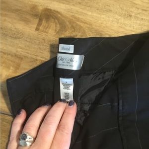 Old navy black and white pin stripe stretch dress pant